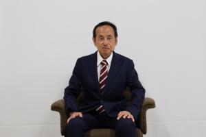 村長 全身
